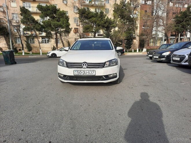 Volkswagen Passat 2013, 178,000 km - 1.8 l - Sumqayıt