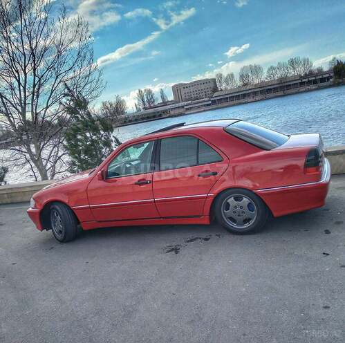 Mercedes C 200 1995, 420,000 km - 2.0 l - Bakı