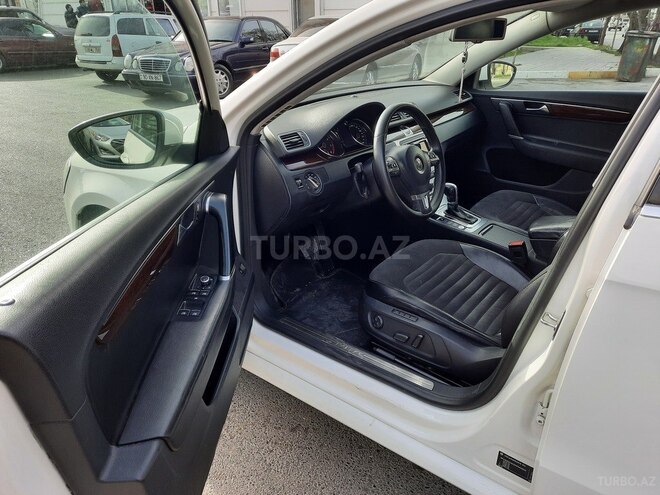 Volkswagen Passat 2013, 178,000 km - 1.8 l - Sumqayıt