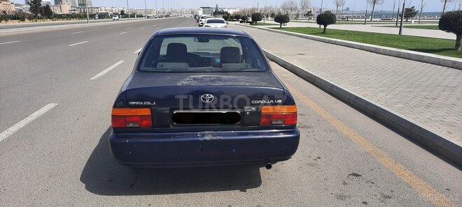 Toyota Corolla 1997, 256,000 km - 1.6 l - Bakı