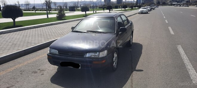 Toyota Corolla 1997, 256,000 km - 1.6 l - Bakı