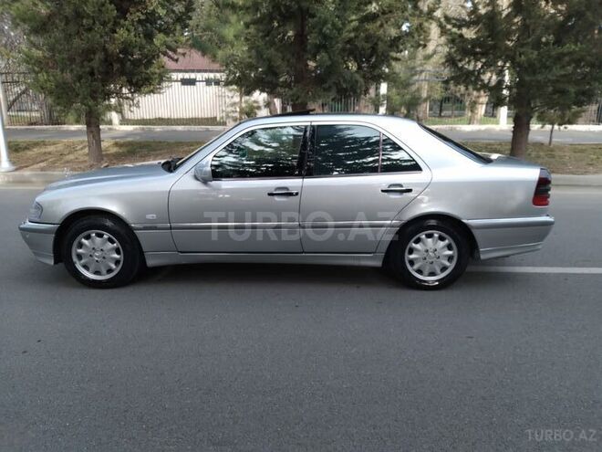 Mercedes C 280 1999, 300,000 km - 2.8 l - Mingəçevir