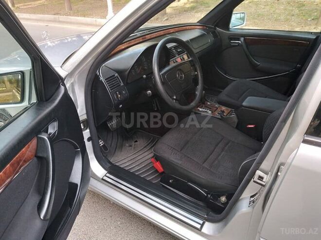 Mercedes C 280 1999, 300,000 km - 2.8 l - Mingəçevir