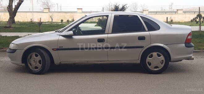 Opel Vectra 1998, 440,000 km - 2.0 l - Bakı