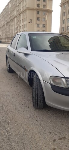 Opel Vectra 1998, 440,000 km - 2.0 l - Bakı
