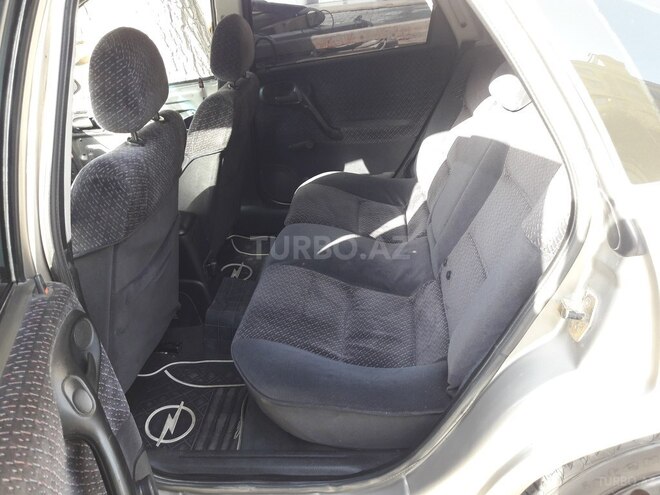Opel Vectra 1996, 40,000 km - 1.8 l - Bakı
