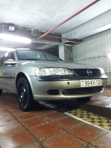 Opel Vectra 1996, 40,000 km - 1.8 l - Bakı