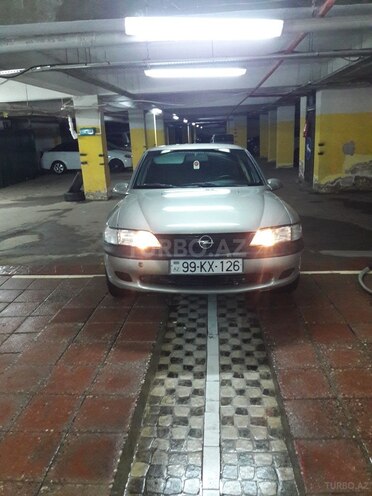 Opel Vectra 1996, 40,000 km - 1.8 l - Bakı