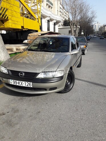 Opel Vectra 1996, 40,000 km - 1.8 l - Bakı