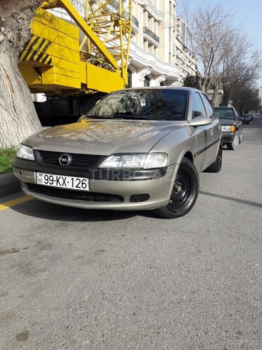Opel Vectra 1996, 40,000 km - 1.8 l - Bakı