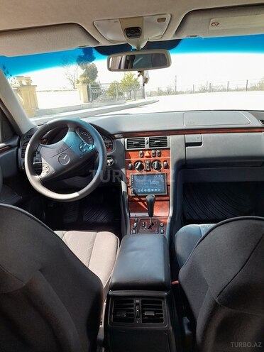 Mercedes E 240 2000, 266,000 km - 2.4 l - Qəbələ