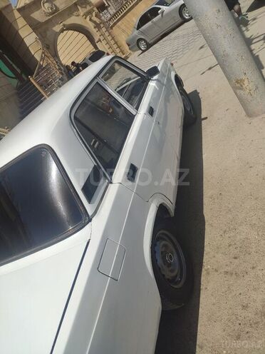 LADA (VAZ) 2107 1985, 200,000 km - 1.5 л - Bakı