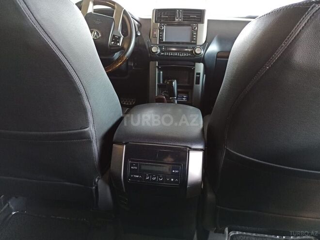 Toyota Prado 2010, 148,000 km - 2.7 l - Saatlı