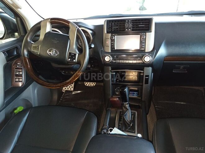Toyota Prado 2010, 148,000 km - 2.7 l - Saatlı
