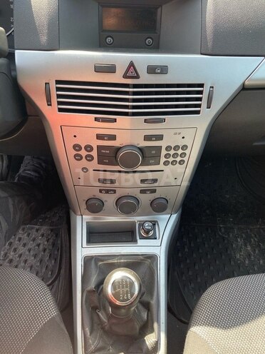 Opel Astra 2009, 207,000 km - 1.3 l - Bakı