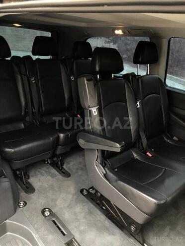 Mercedes V 220 2014, 178,000 km - 2.2 л - Bakı