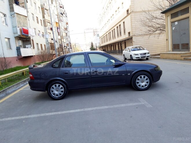 Opel Vectra 1996, 272,000 km - 2.0 l - Sumqayıt