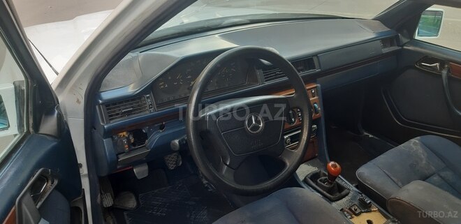 Mercedes E 200 1995, 325,406 km - 2.0 l - Sumqayıt