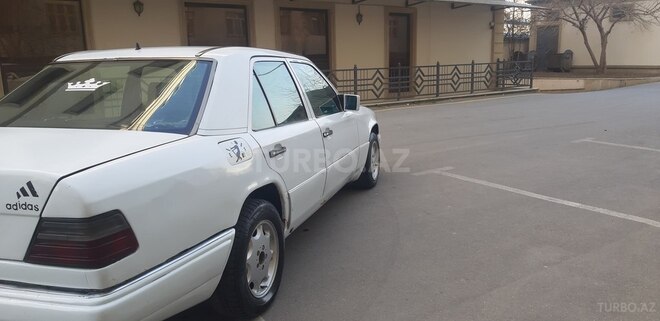 Mercedes E 200 1995, 325,406 km - 2.0 l - Sumqayıt