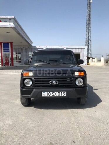 LADA (VAZ) Niva 2019, 45,000 km - 1.7 l - Ucar