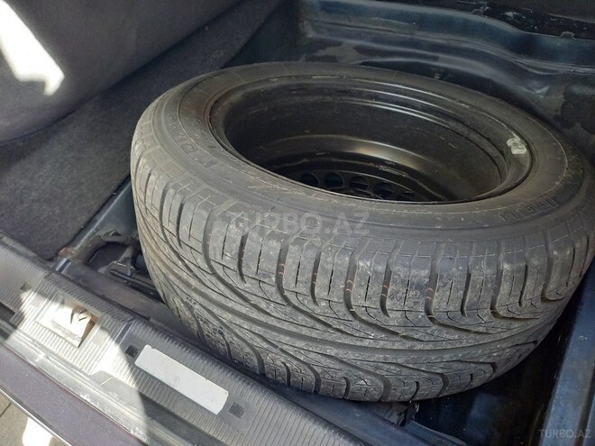 Mercedes E 270 2001, 394,000 km - 2.7 l - Bakı