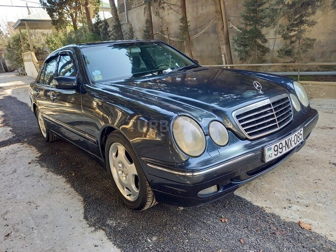 Mercedes E 270 2001, 394,000 km - 2.7 l - Bakı