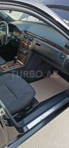 Mercedes E 270 1999, 360,000 km - 2.7 l - Gəncə