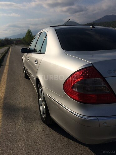 Mercedes E 320 2002, 246,400 km - 3.2 l - Bakı