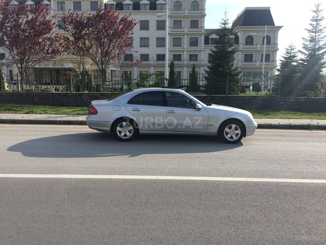 Mercedes E 320 2002, 246,400 km - 3.2 l - Bakı
