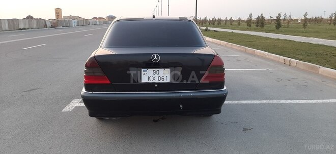 Mercedes C 230 2000, 289,000 km - 2.3 l - Sumqayıt