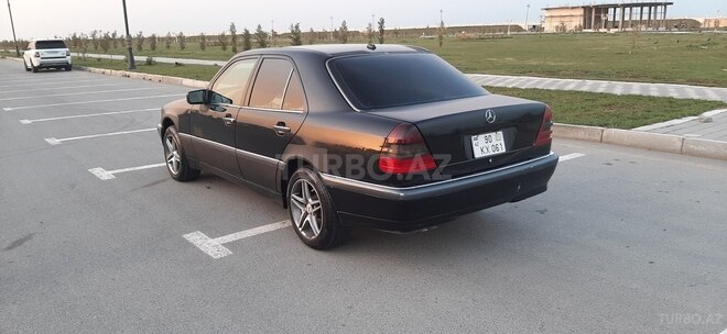 Mercedes C 230 2000, 289,000 km - 2.3 l - Sumqayıt