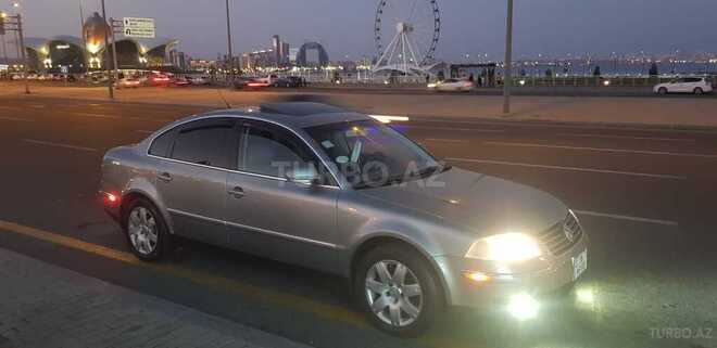 Volkswagen Passat 2004, 255,500 km - 1.8 l - Bakı