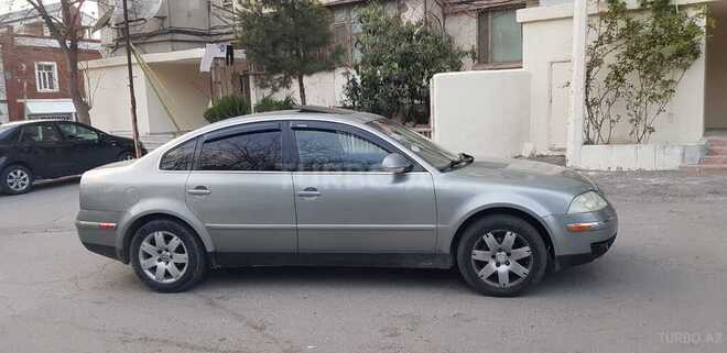 Volkswagen Passat 2004, 255,500 km - 1.8 l - Bakı