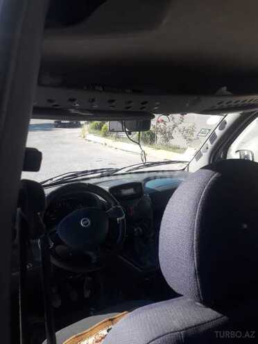 Fiat Doblo 2001, 237,000 km - 1.9 l - Bakı