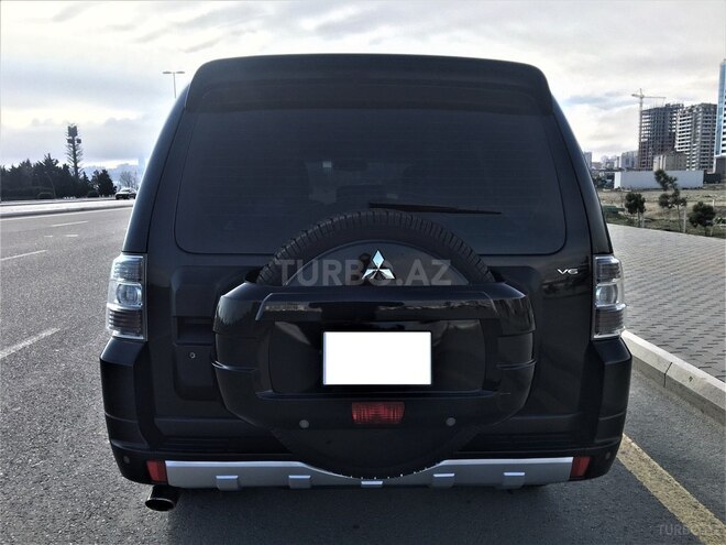 Mitsubishi Pajero 2007, 174,000 km - 3.0 l - Bakı