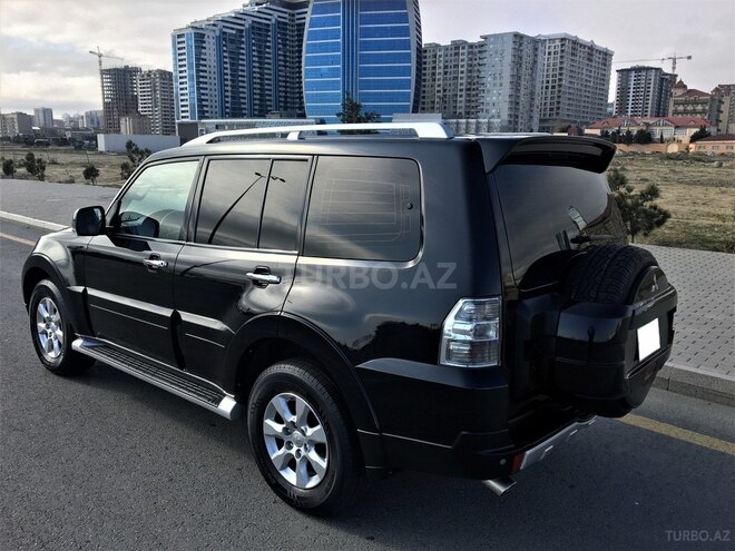 Mitsubishi Pajero 2007, 174,000 km - 3.0 l - Bakı