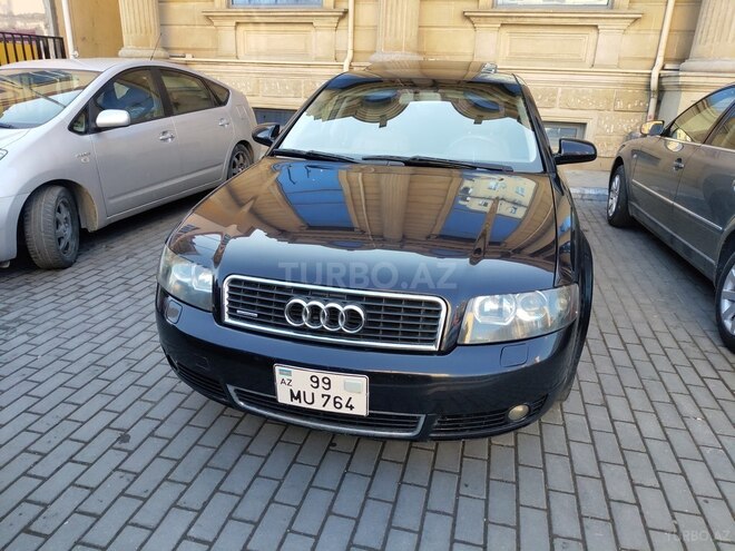 Audi A4 2003, 230,000 km - 1.8 l - Bakı