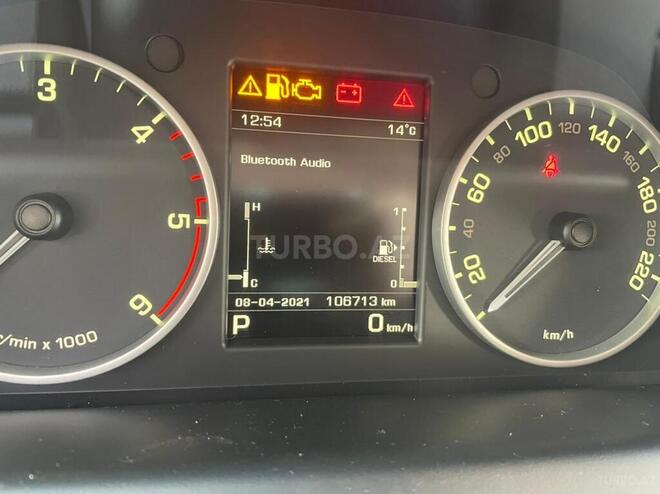 Land Rover Discovery 2015, 107,000 km - 3.0 l - Bakı