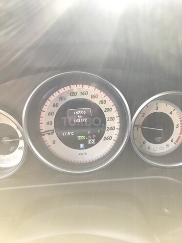 Mercedes E 220 2015, 143,000 km - 2.2 l - Bakı