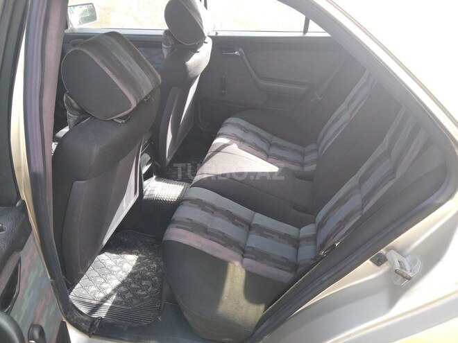 Mercedes C 200 1995, 416,168 km - 2.0 l - Bakı