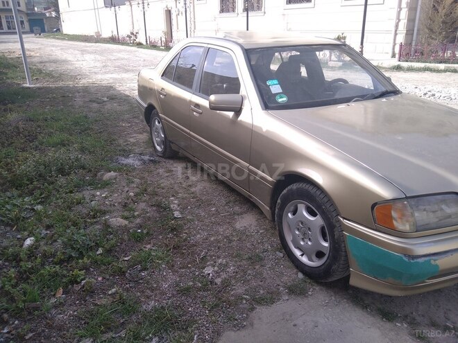Mercedes C 200 1995, 416,168 km - 2.0 l - Bakı