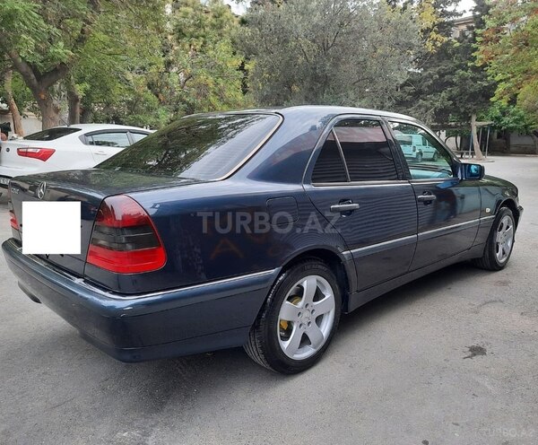 Mercedes C 240 1998, 324,638 km - 2.4 l - Bakı