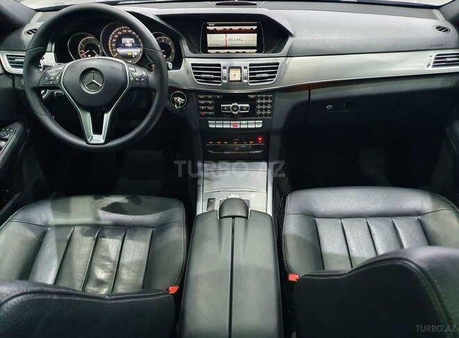 Mercedes E 220 2015, 141,500 km - 2.2 l - Bakı