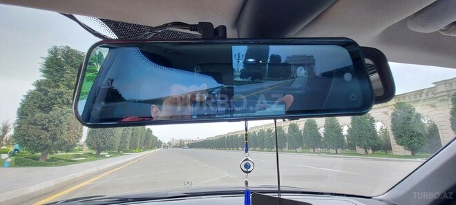 Mercedes E 240 2001, 284,000 km - 2.4 l - Goranboy