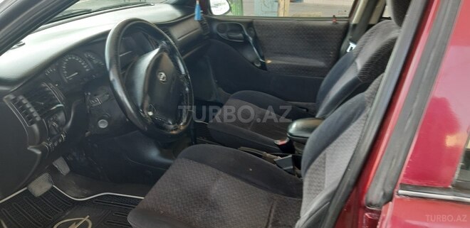 Opel Vectra 1997, 285,000 km - 1.8 l - Sumqayıt