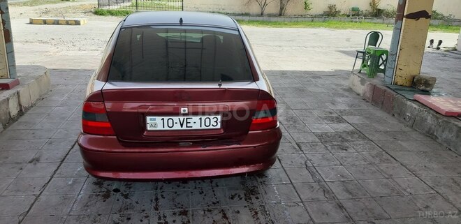 Opel Vectra 1997, 285,000 km - 1.8 l - Sumqayıt