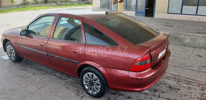 Opel Vectra 1997, 285,000 km - 1.8 l - Sumqayıt