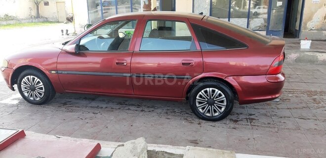Opel Vectra 1997, 285,000 km - 1.8 l - Sumqayıt