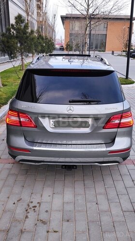 Mercedes ML 350 2015, 81,000 km - 3.0 l - Bakı