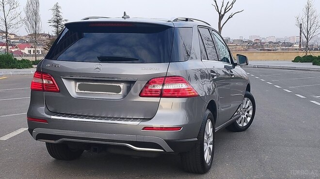 Mercedes ML 350 2015, 81,000 km - 3.0 l - Bakı